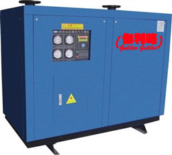 水冷型冷凍式干燥機(jī)